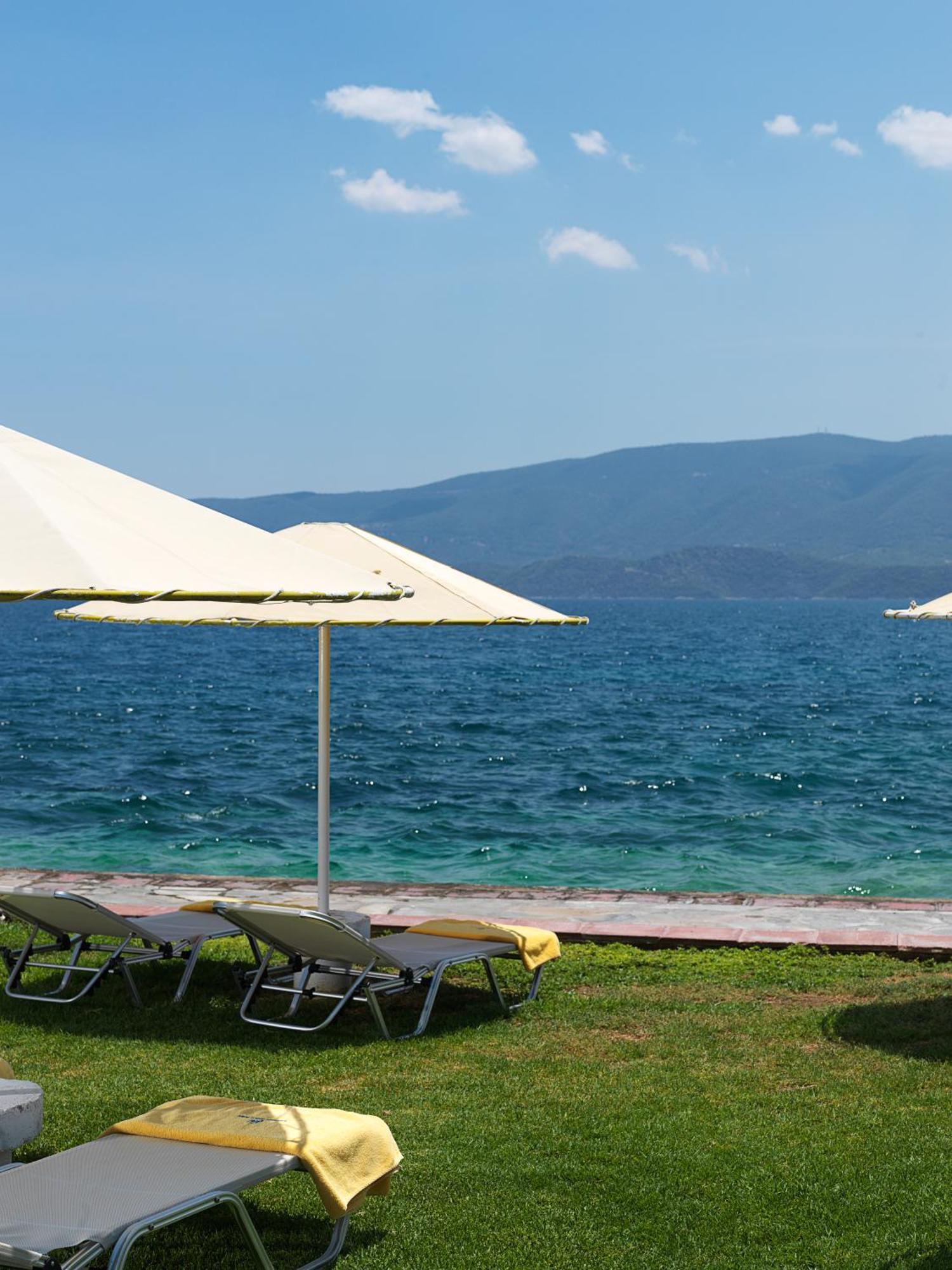 Kalamaki Beach Resort Isthmia Dış mekan fotoğraf