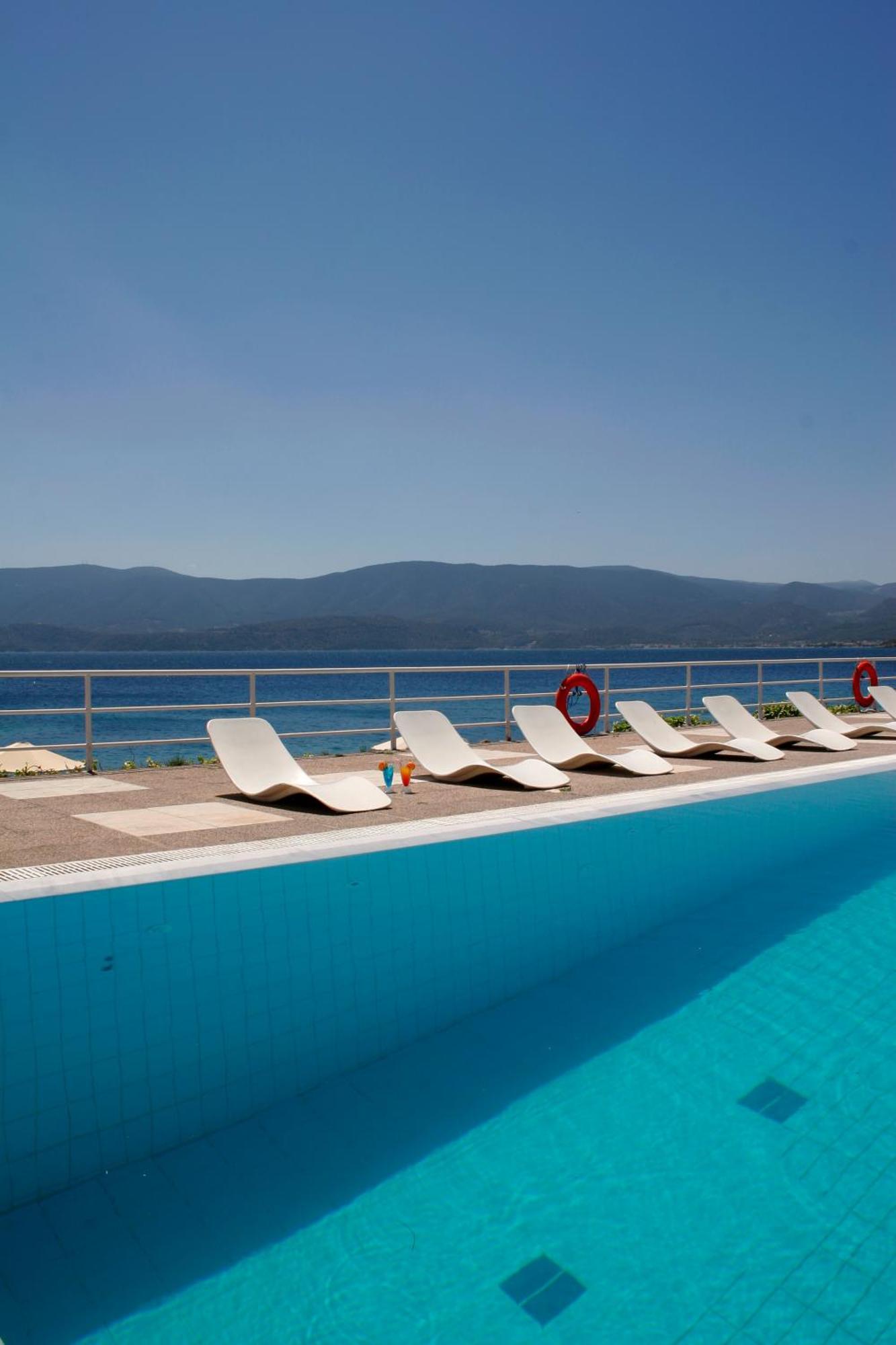 Kalamaki Beach Resort Isthmia Dış mekan fotoğraf