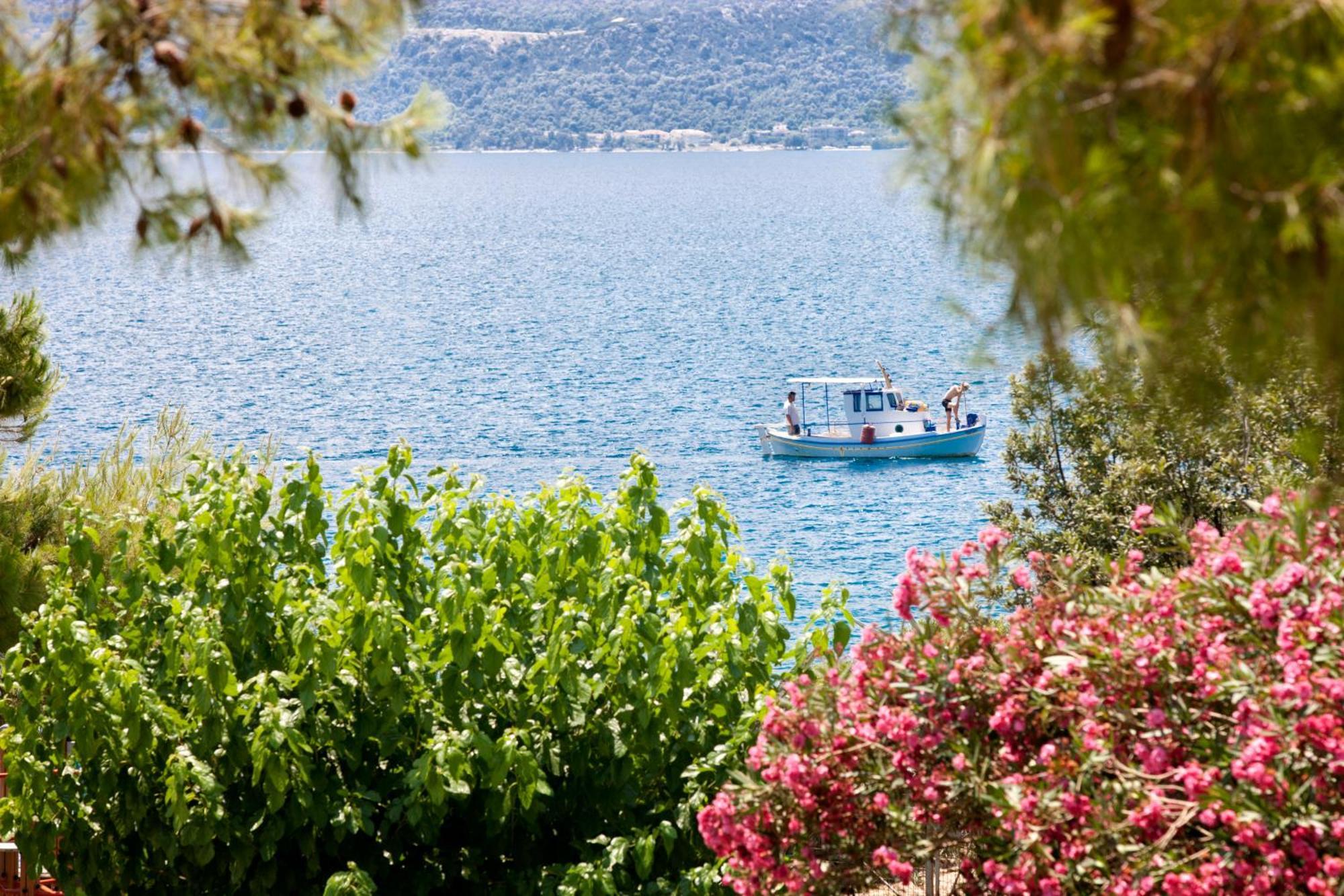 Kalamaki Beach Resort Isthmia Dış mekan fotoğraf