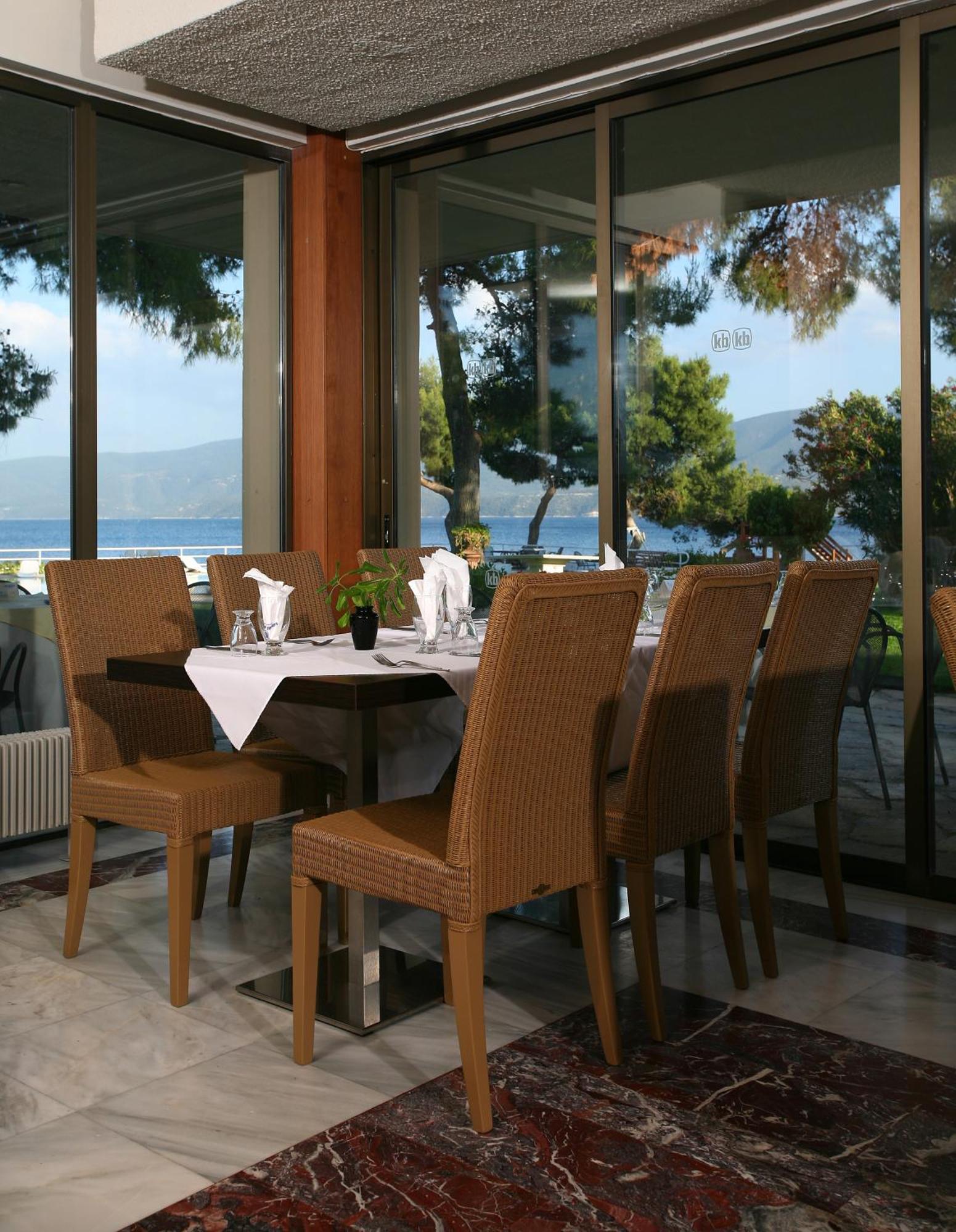 Kalamaki Beach Resort Isthmia Restoran fotoğraf